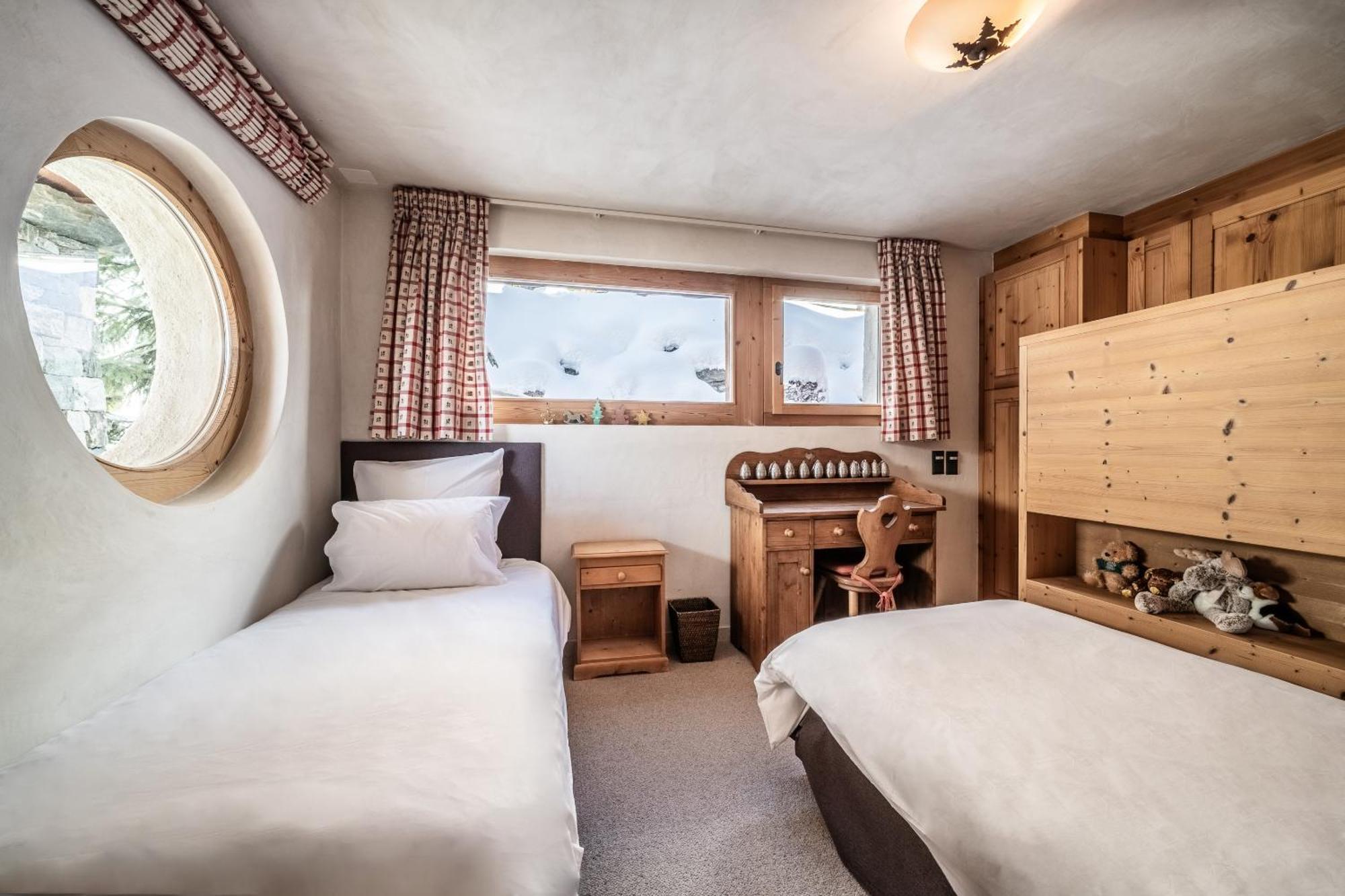 Capel Verbier - By Emerald Stay Extérieur photo
