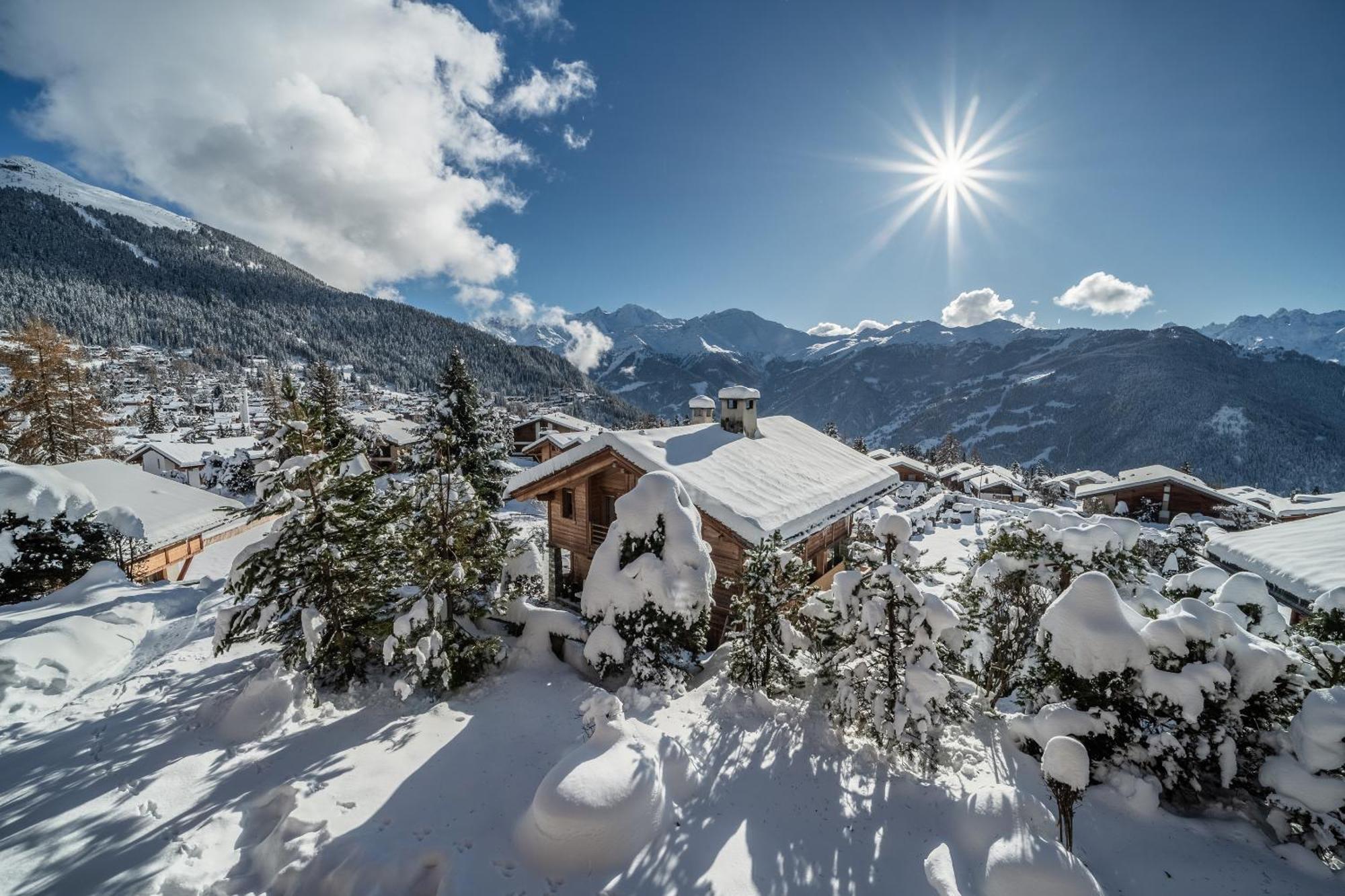 Capel Verbier - By Emerald Stay Extérieur photo