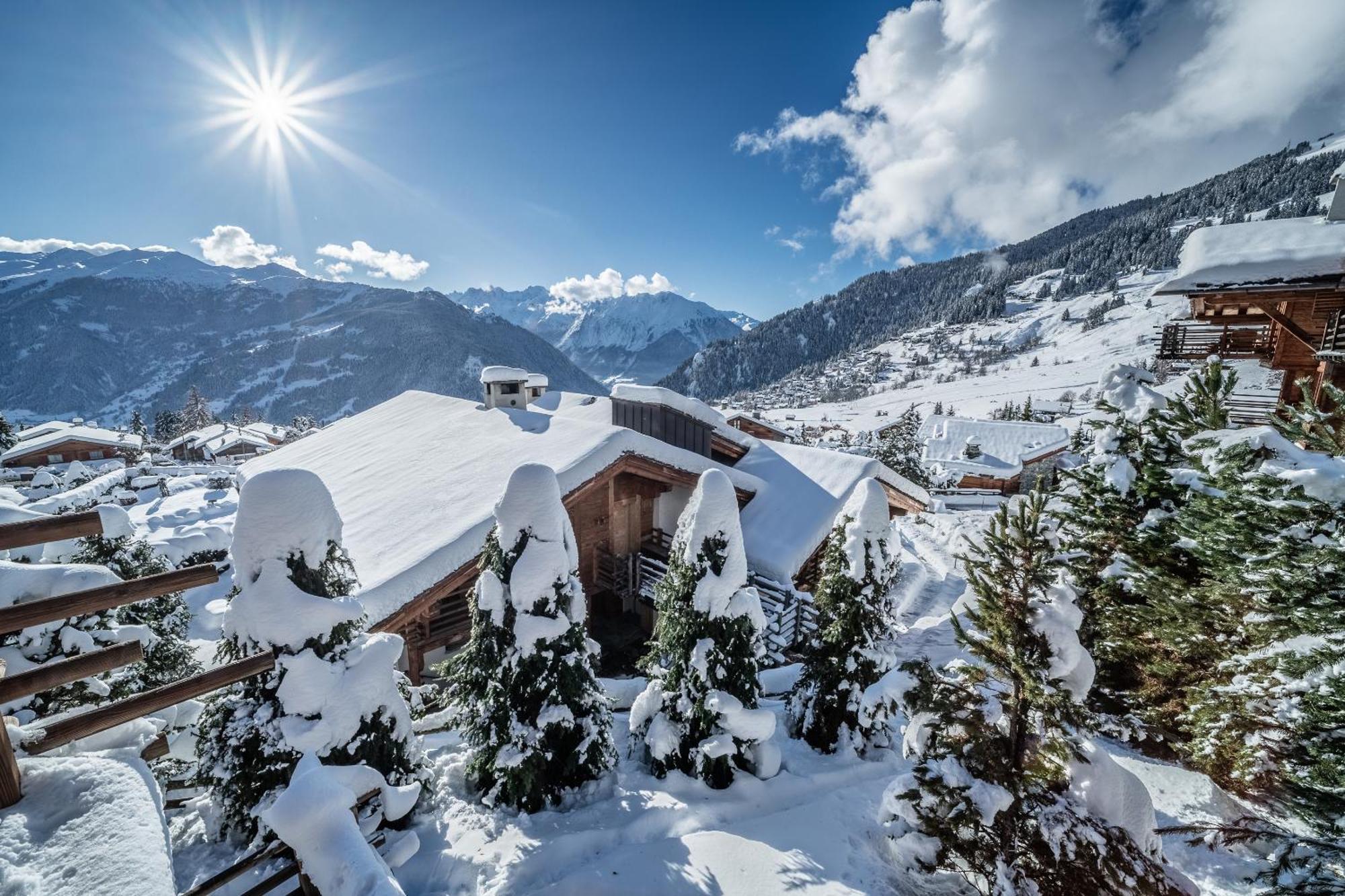 Capel Verbier - By Emerald Stay Extérieur photo