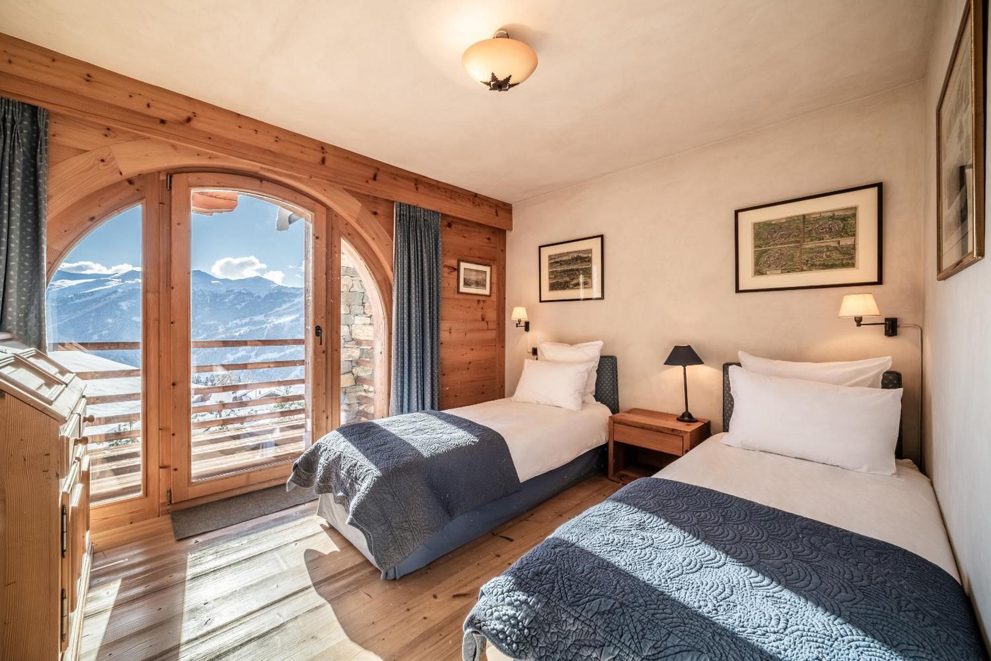 Capel Verbier - By Emerald Stay Extérieur photo