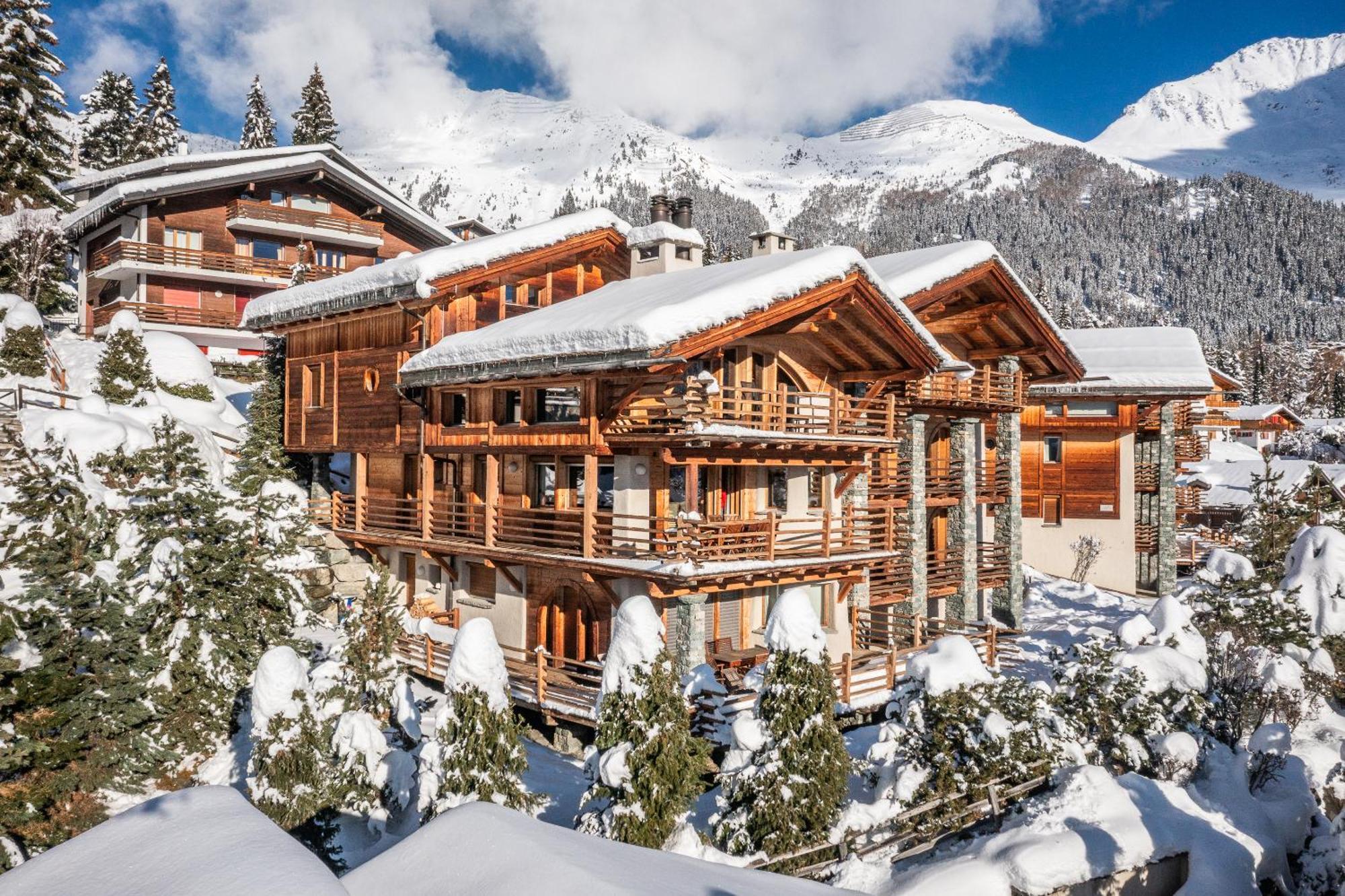 Capel Verbier - By Emerald Stay Extérieur photo